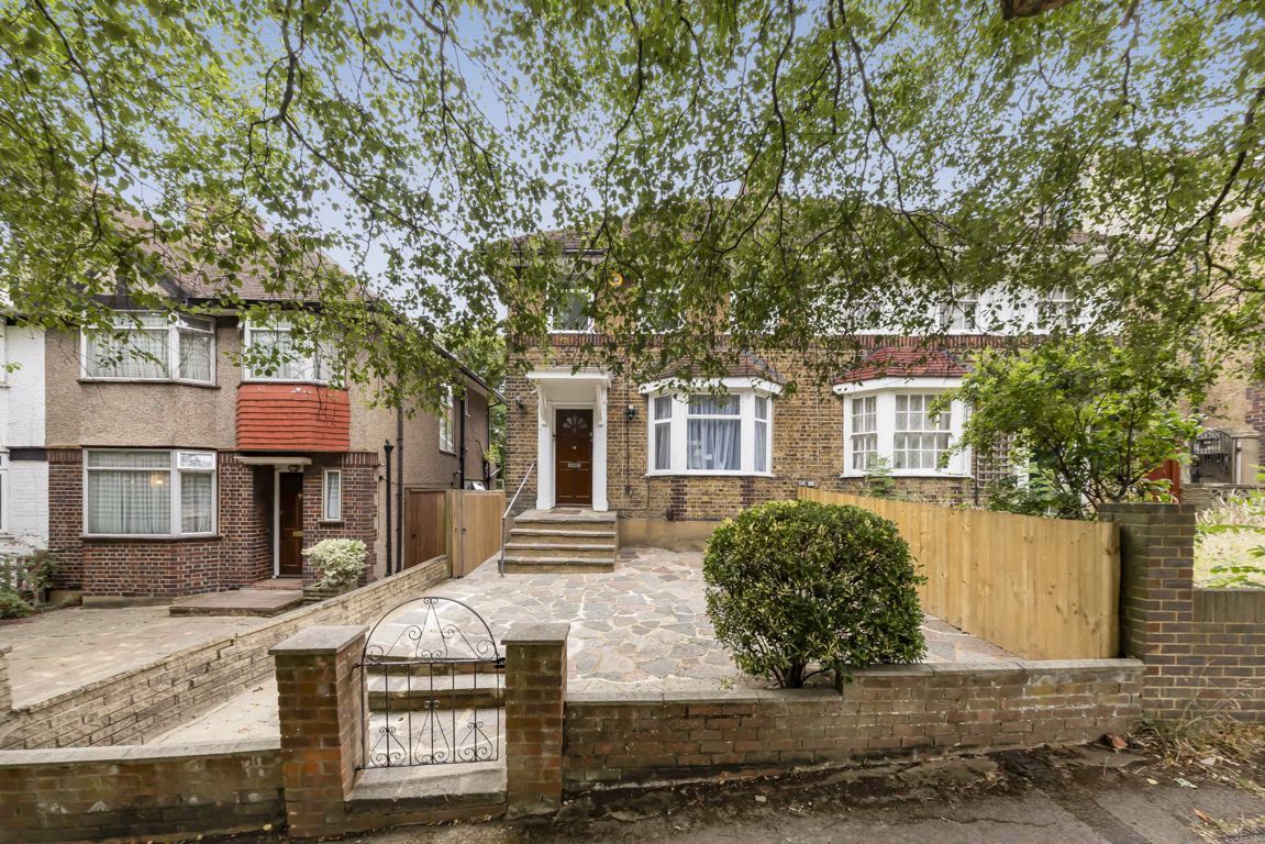 3 bed semidetached house for sale in Watford Way, London NW4 Zoopla