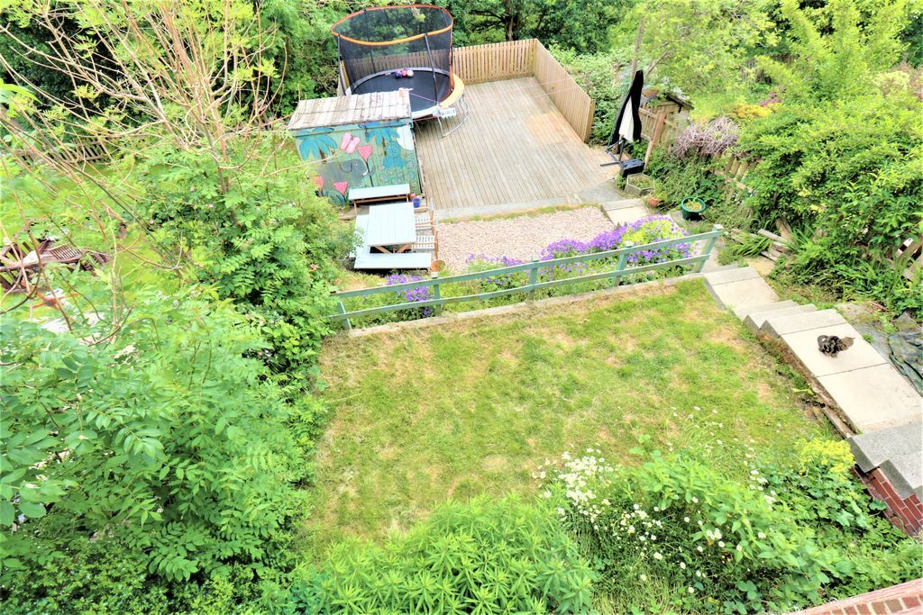 3 bed terraced house for sale in Grove Crescent, Luddendenfoot, Halifax