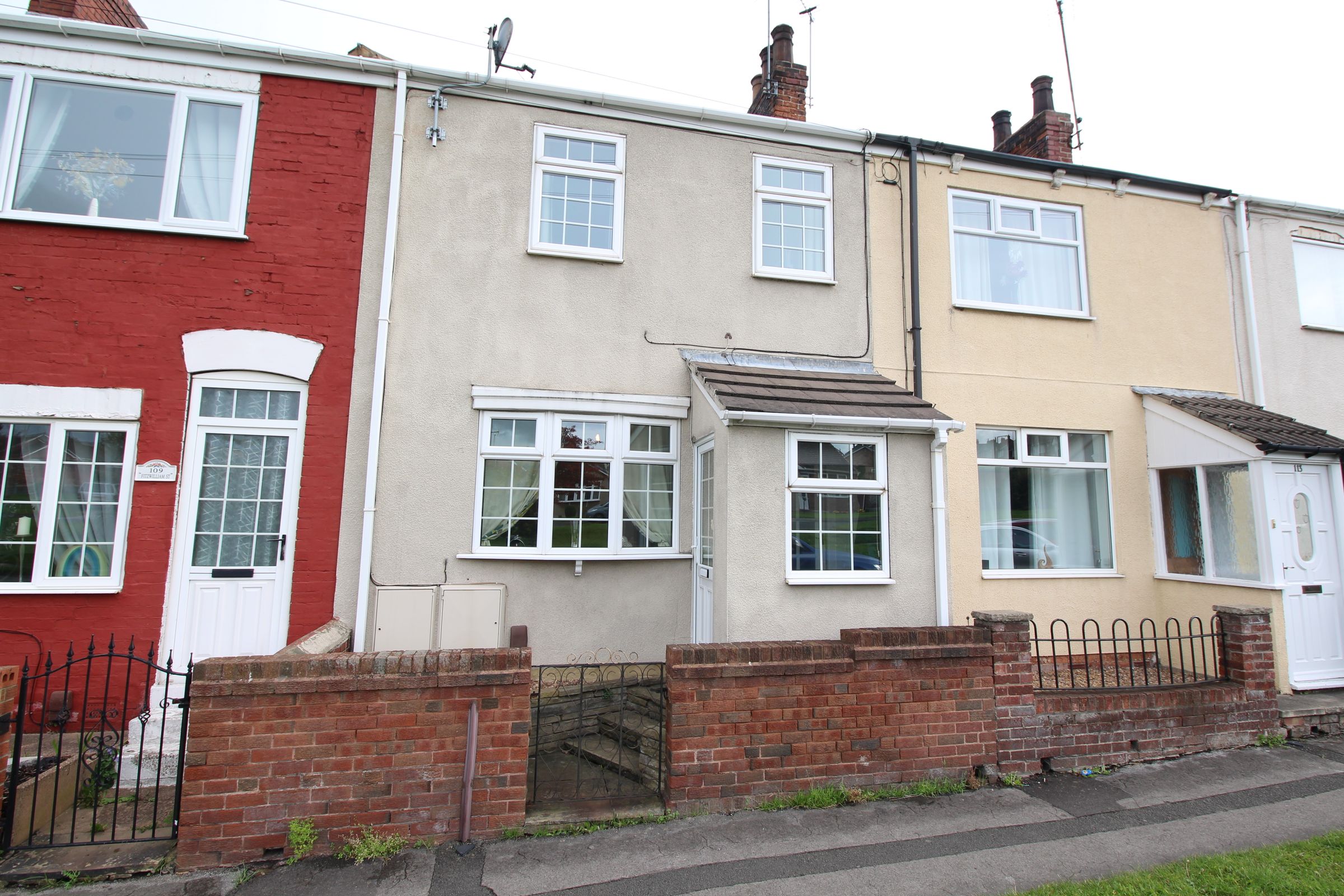 3 bed terraced house to rent in Fitzwilliam Street, Swinton, Mexborough