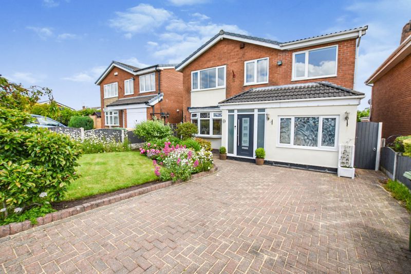 4 bed detached house for sale in Darvel Close, Breightmet, Bolton BL2
