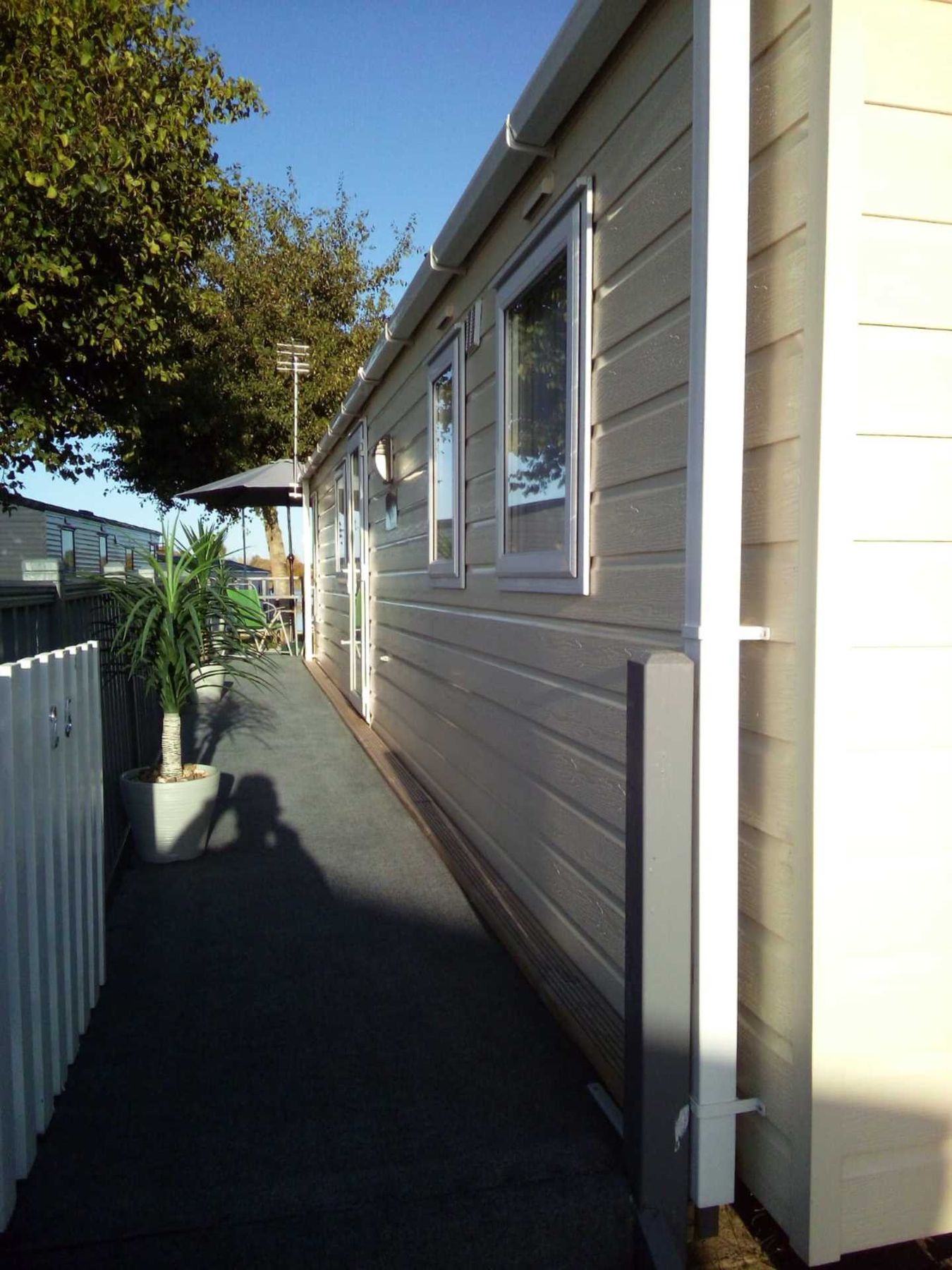 2 bed mobile/park home for sale in Wharf Road, Ealand, Scunthorpe DN17