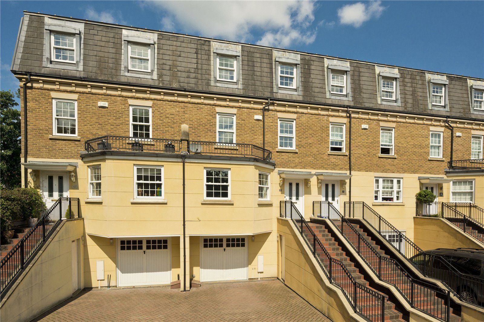 Haines Court, Weybridge, Surrey KT13  