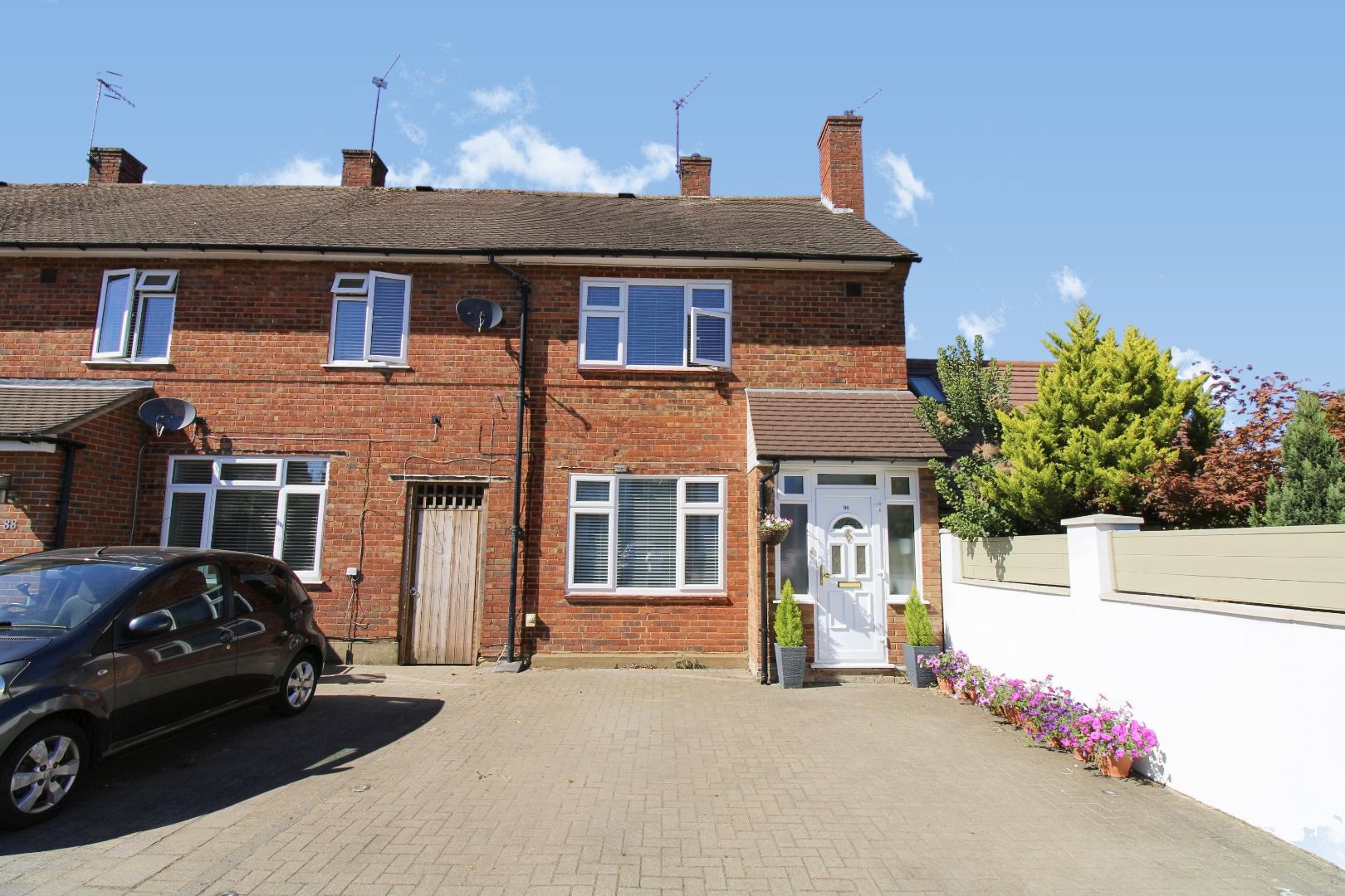 2 bed end terrace house for sale in Gosforth Lane, Watford WD19 Zoopla