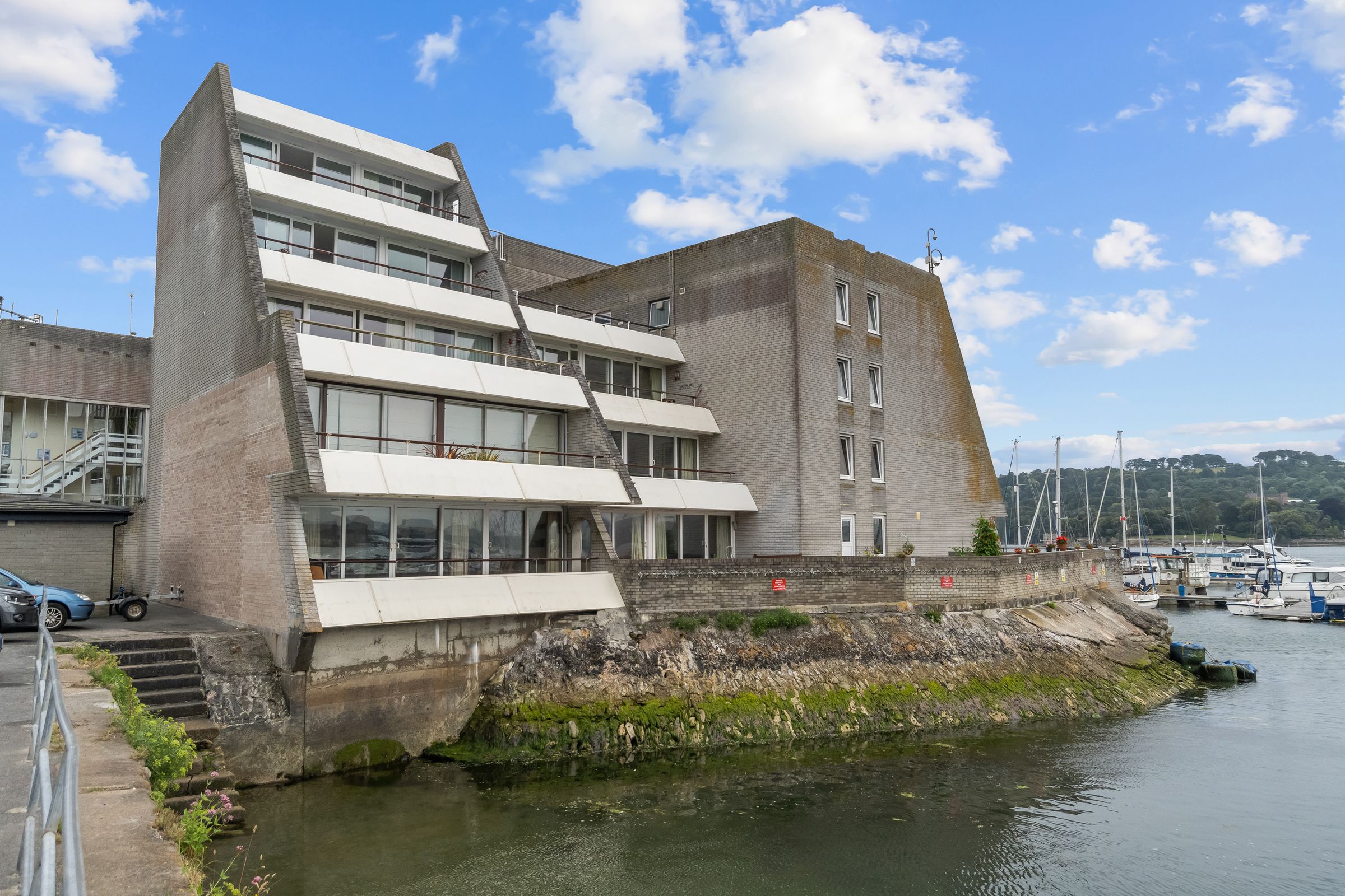 Richmond Walk, Stonehouse, Plymouth, Devon PL1  