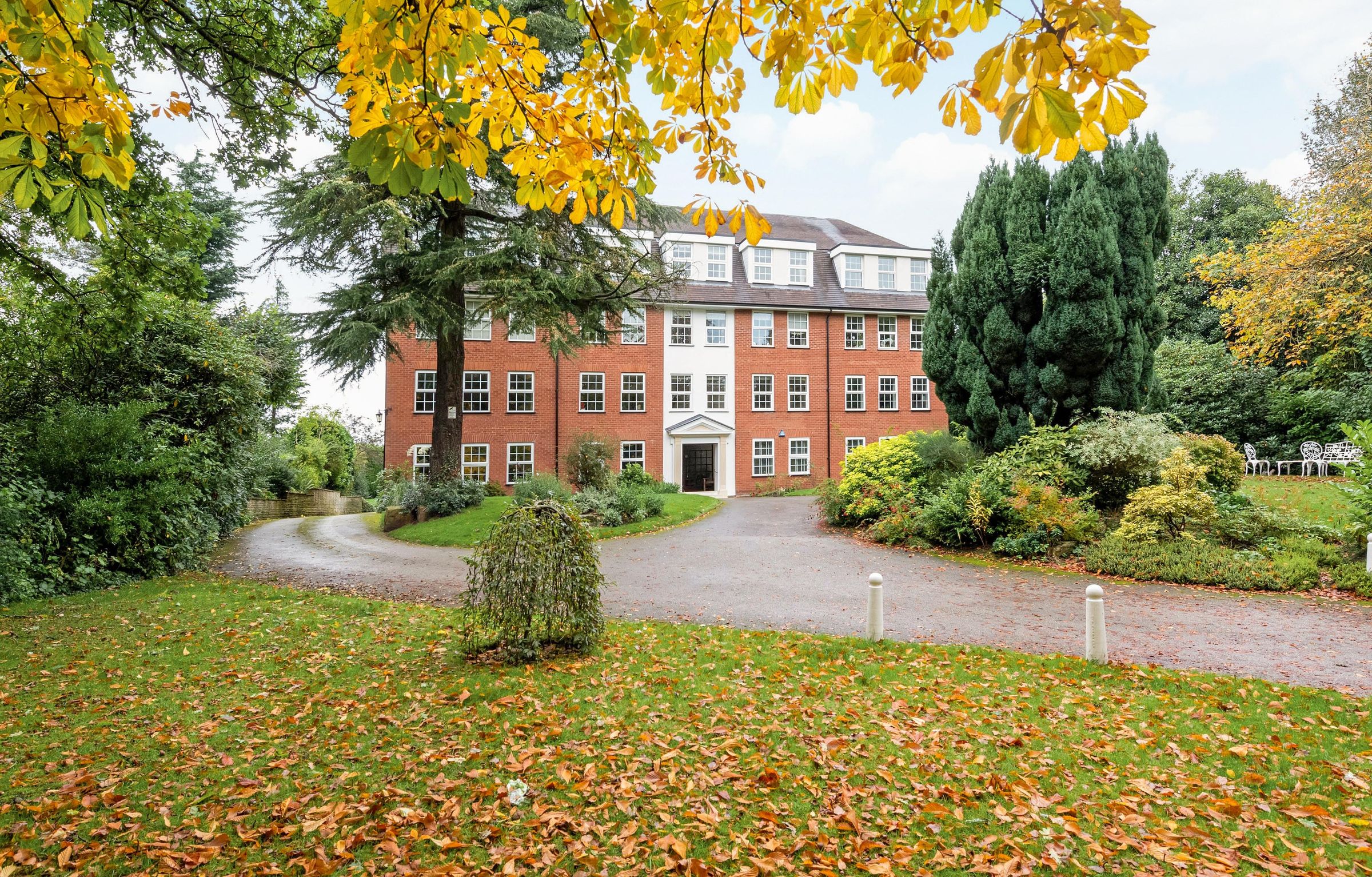 Bollin Court, Macclesfield Road, Wilmslow, Cheshire SK9  