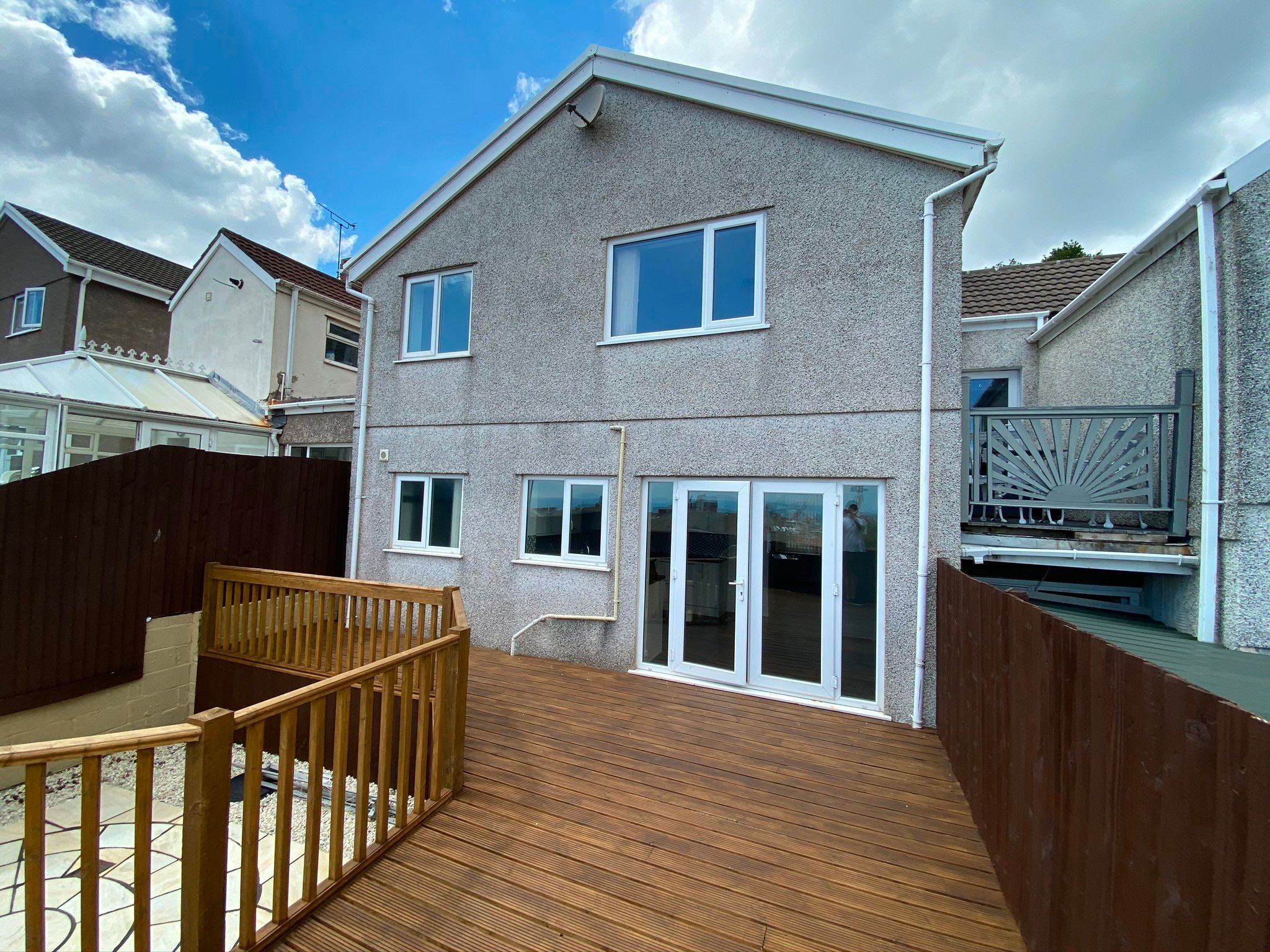 4 bed terraced house to rent in North Hill Road, Mount Pleasant