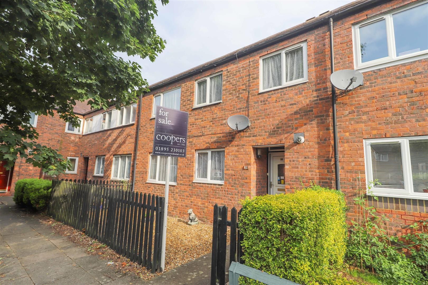 Buckingham Grove, Hillingdon UB10  