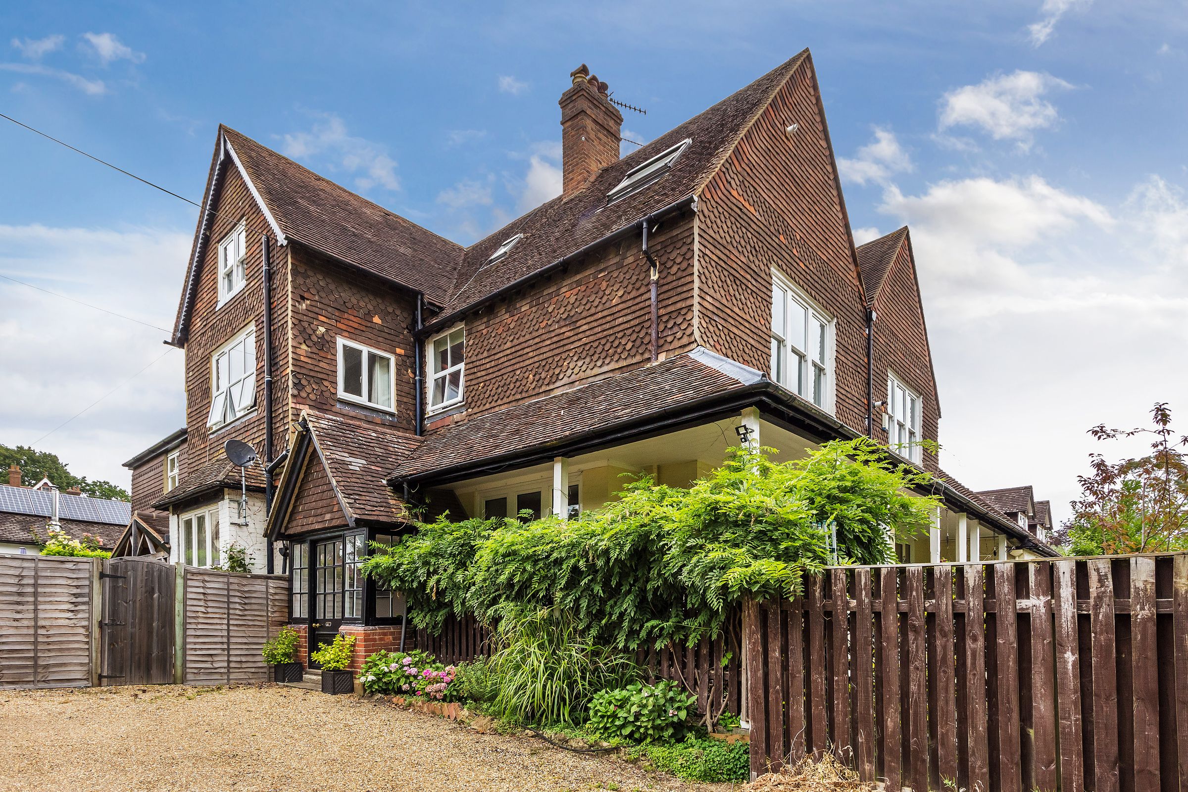 3 bed semidetached house for sale in Eastbourne Road, Blindley Heath