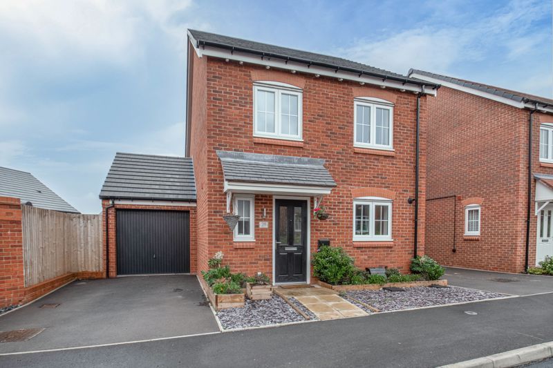 4 bed detached house for sale in Odell Street, Enfield, Redditch B97