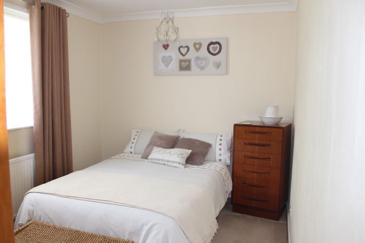 3 bed semidetached house for sale in Hutton Gardens, Harrow HA3 Zoopla