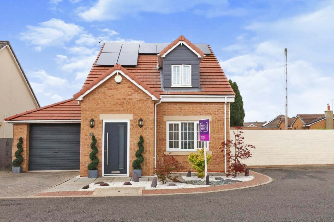 3 bed detached house for sale in Court View, Clowne, Chesterfield S43 Zoopla