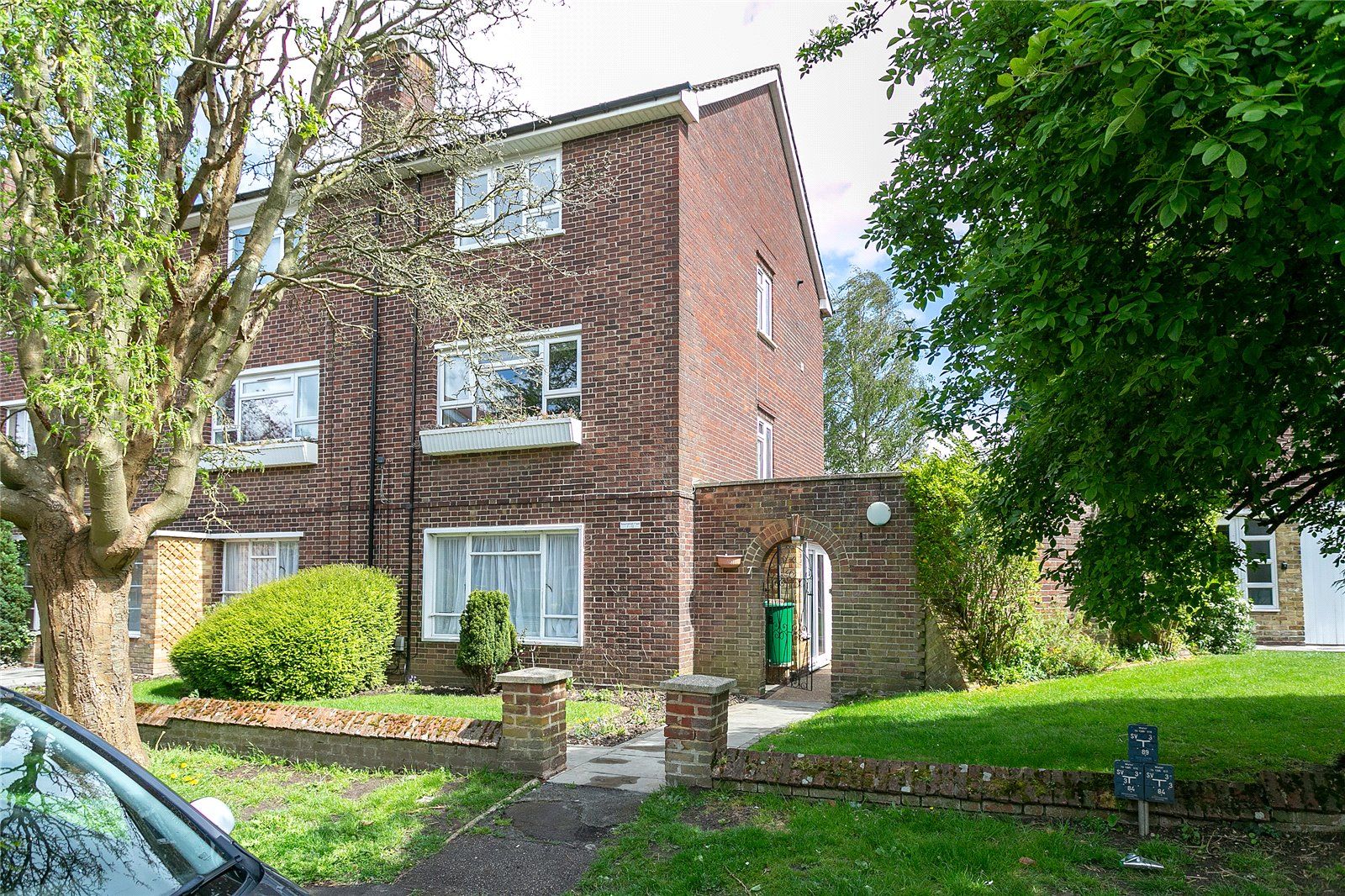 2 bed for sale in Bournehall, Bournehall Road, Bushey