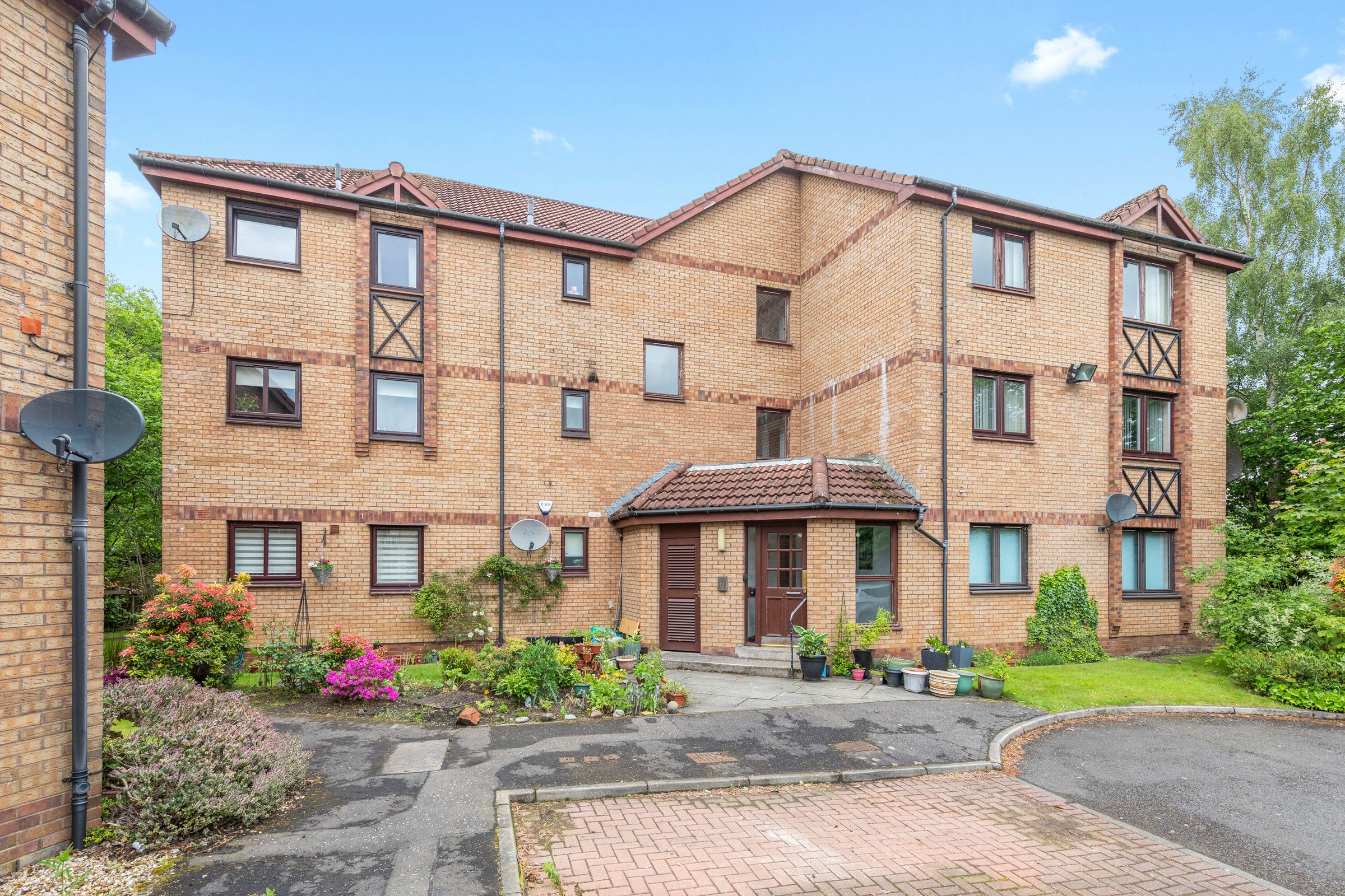 2 bed flat for sale in 82 South Loch Park, Bathgate EH48 Zoopla
