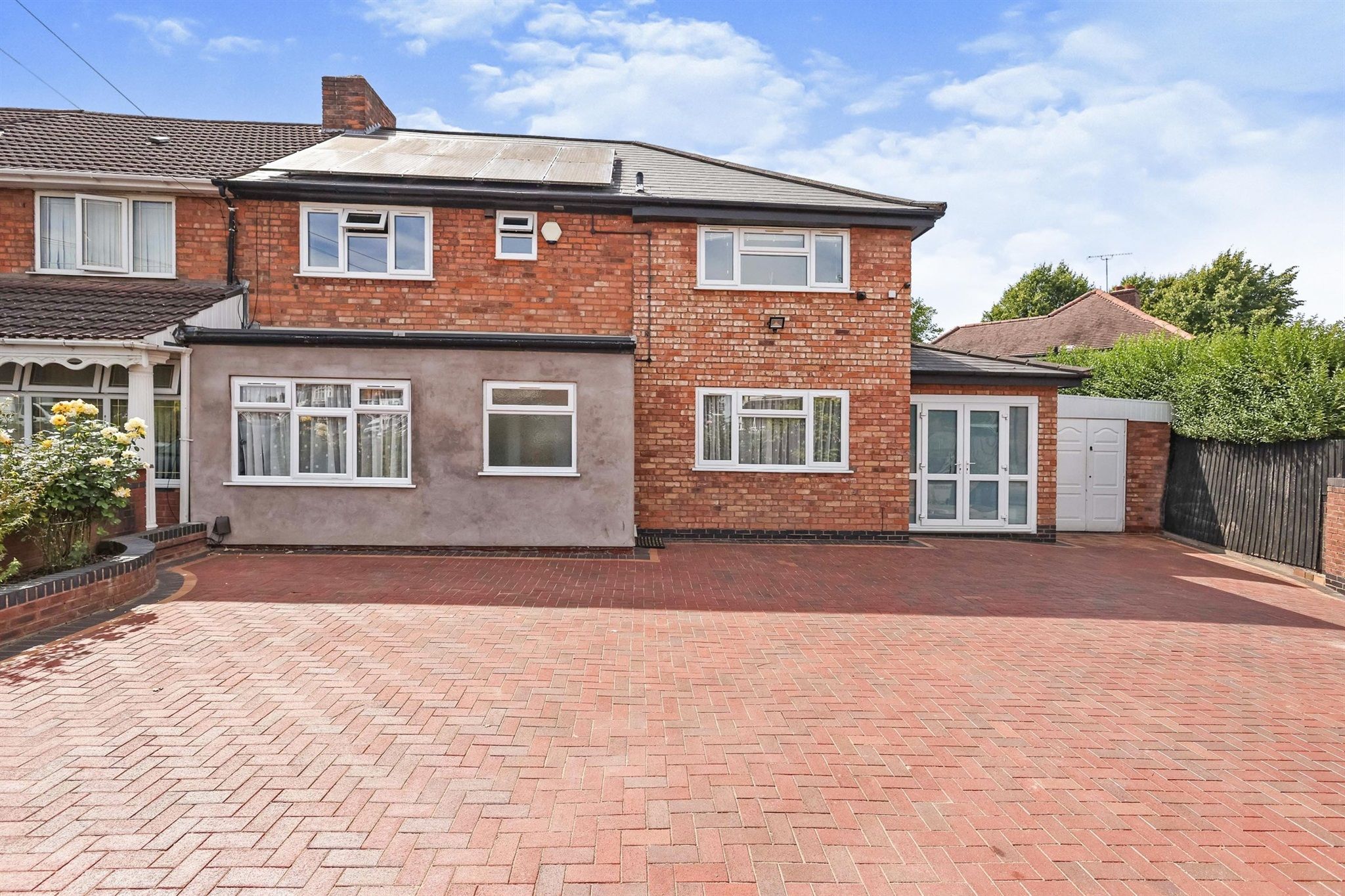 5 bed end terrace house for sale in Fast Pits Road, Yardley, Birmingham