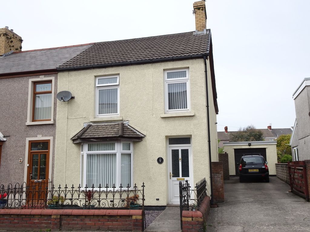 3 bed semidetached house for sale in Commercial Street, Kenfig Hill CF33 Zoopla
