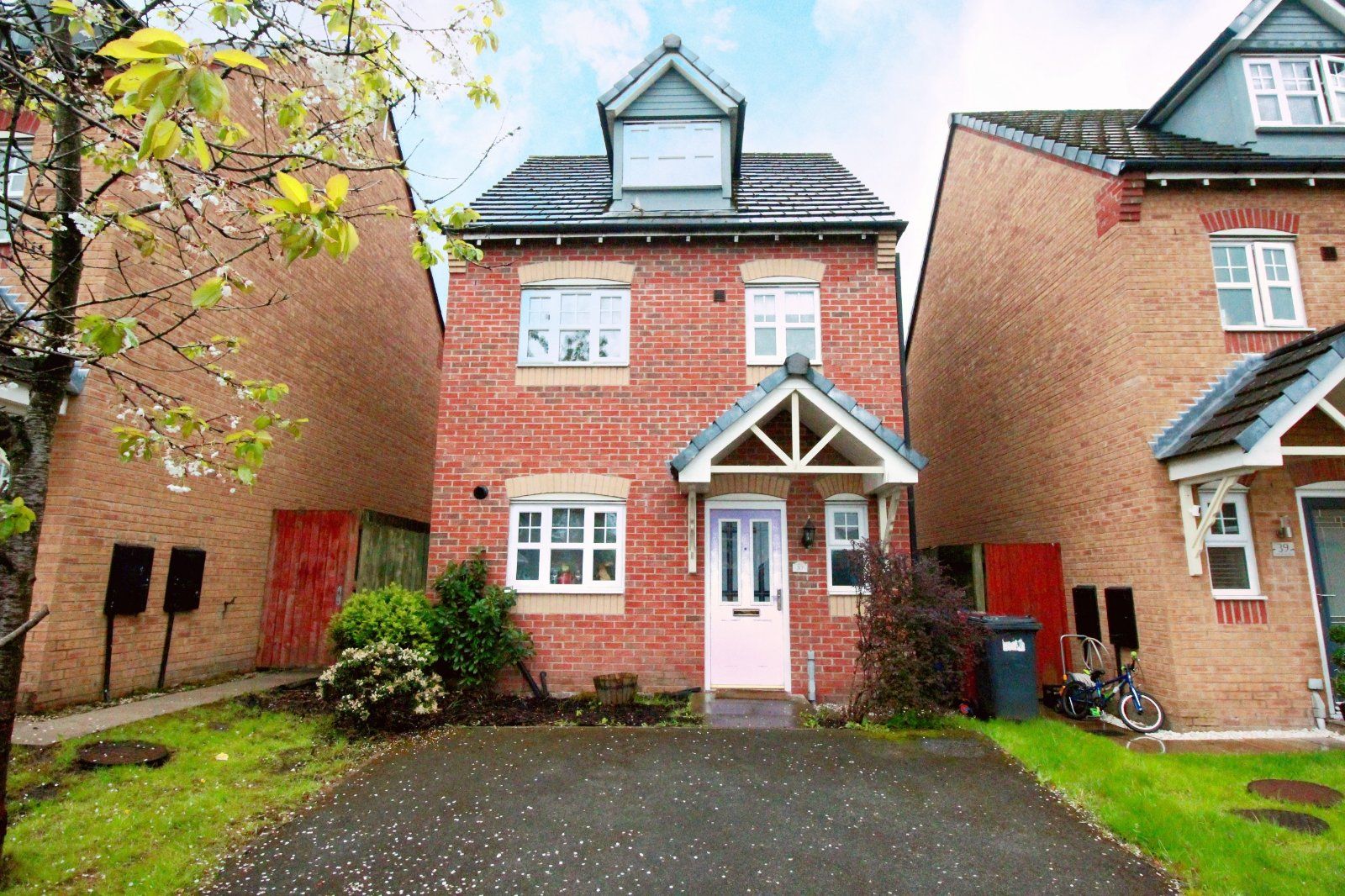 4 bed detached house for sale in The Meadows, Darwen, Lancashire BB3