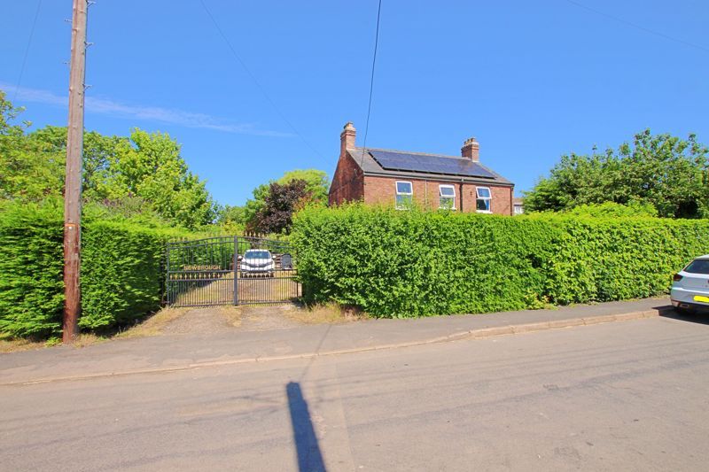 4 bed detached house for sale in King Street, East Halton, Immingham