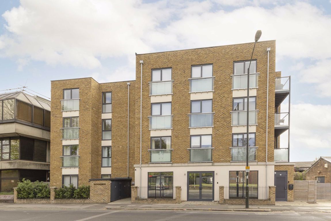 1 bed flat for sale in West Barnes Lane, London SW20 Zoopla