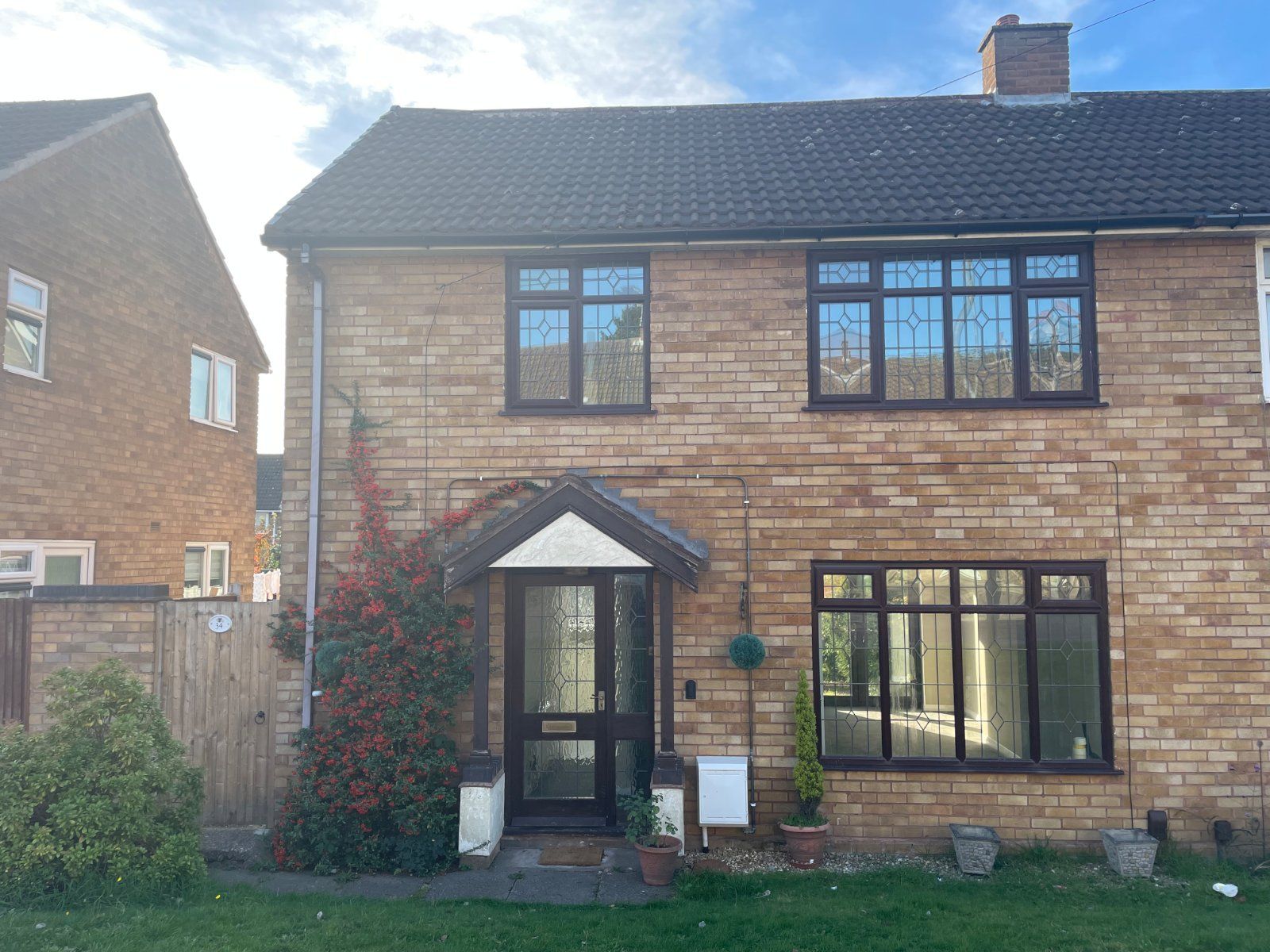 3 bed semidetached house to rent in Friary Crescent, Rushall, Walsall