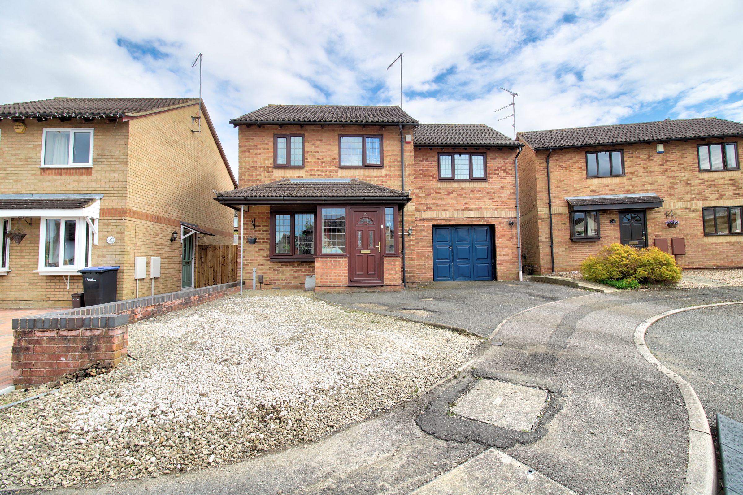 Oakleigh Drive, Northampton NN5  