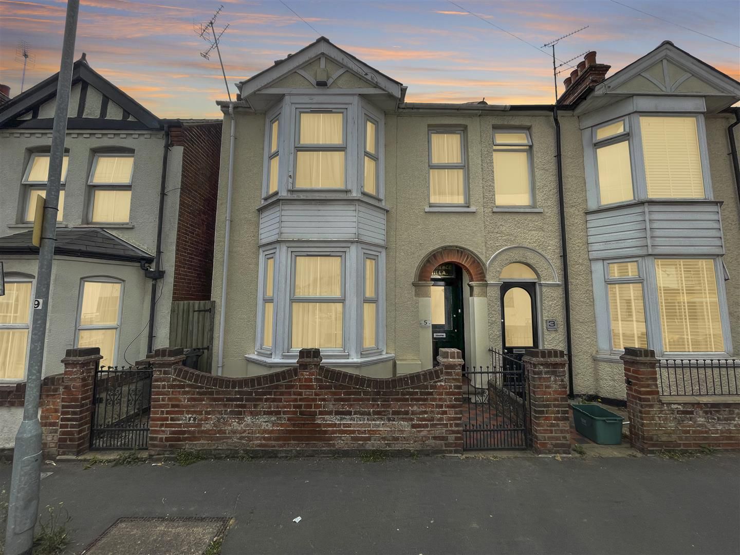 3 bed semidetached house for sale in Garland Road, Parkeston, Harwich