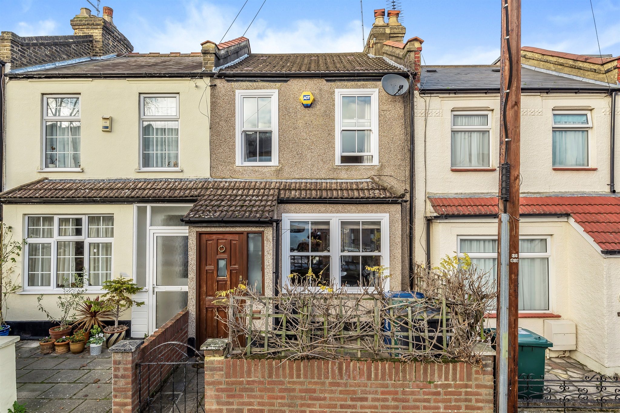 2 bed terraced house for sale in Brunswick Crescent, London N11 Zoopla