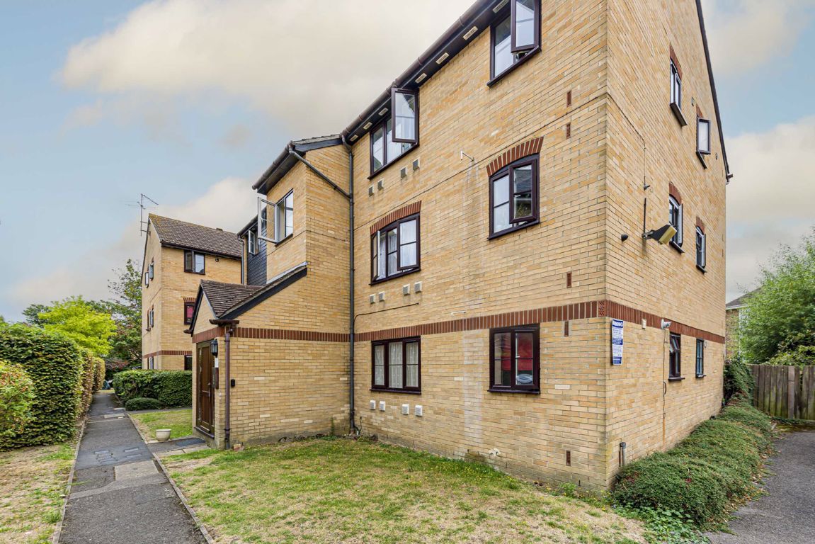 Studio for sale in Kilberry Close, Osterley, Isleworth TW7 Zoopla