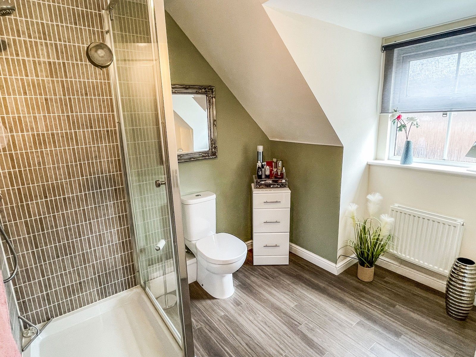 4 bed terraced house for sale in Cilgant Y Lein, Pyle, Bridgend. CF33