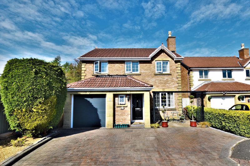 4 bed detached house for sale in Cranham Close, Killingworth, Newcastle