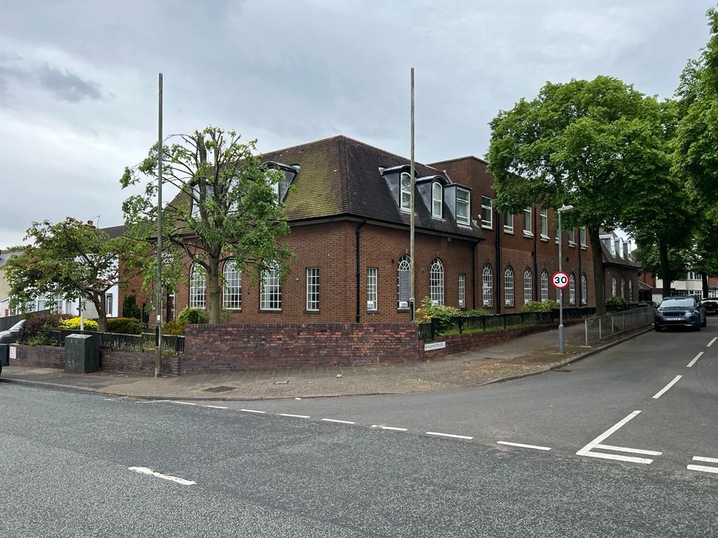 2 bed flat to rent in Hagley Road West, Quinton B32 Zoopla