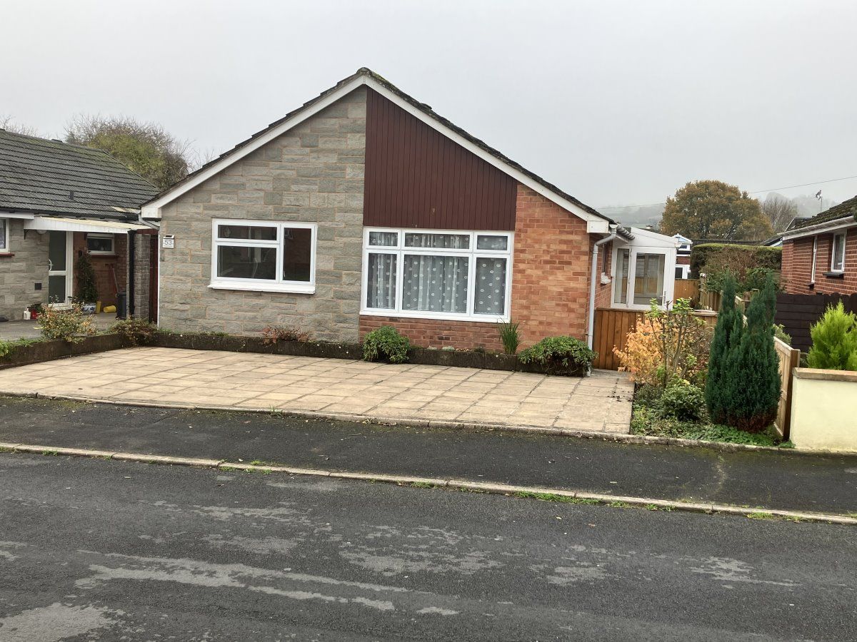 3 bed bungalow to rent in Long Meadow, Tiverton EX16 Zoopla