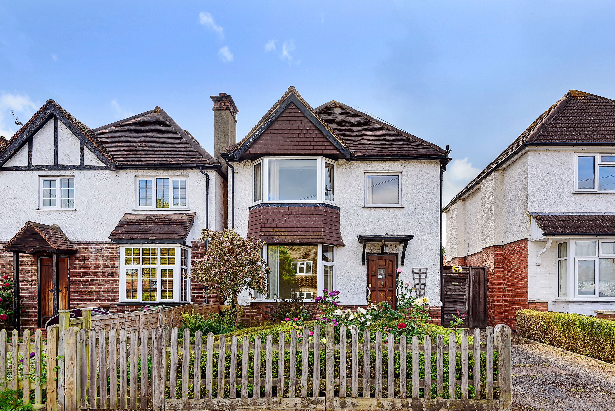 3 bed detached house for sale in Beckingham Road, Guildford GU2 Zoopla