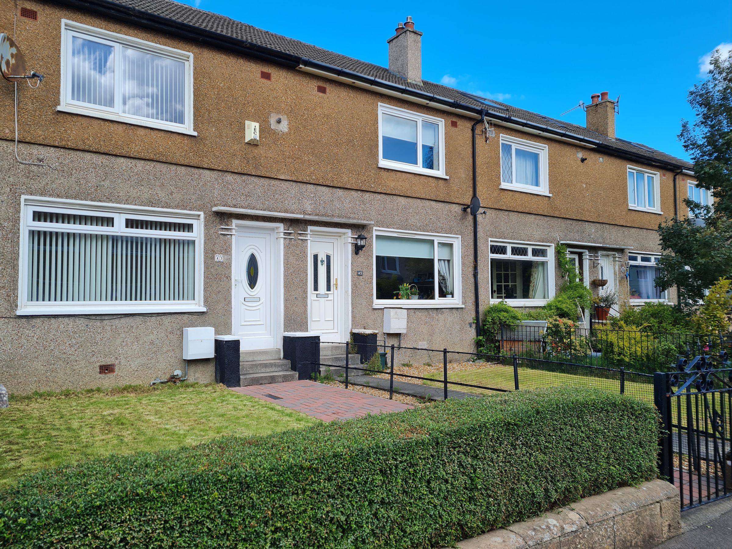 2 bed terraced house for sale in Dennistoun Cres, Helensburgh G84 Zoopla