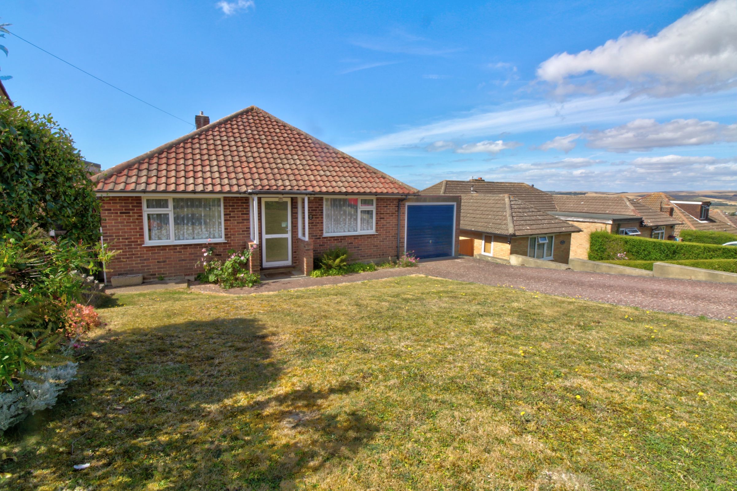 3 bed detached bungalow for sale in Fairholme Road, Newhaven BN9 Zoopla