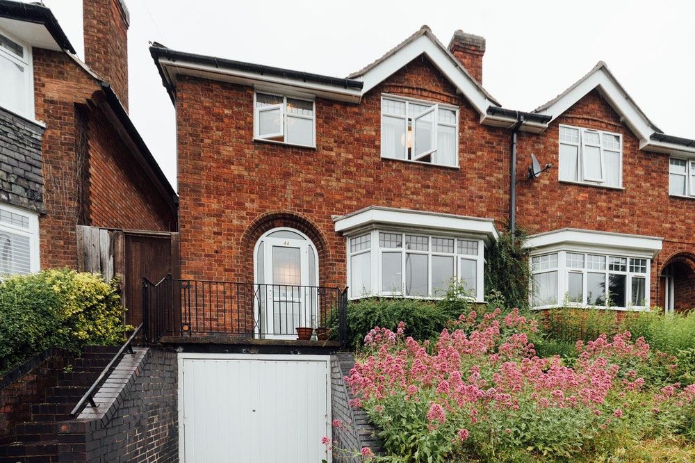 Chapel Lane, Leicester, Knighton LE2  