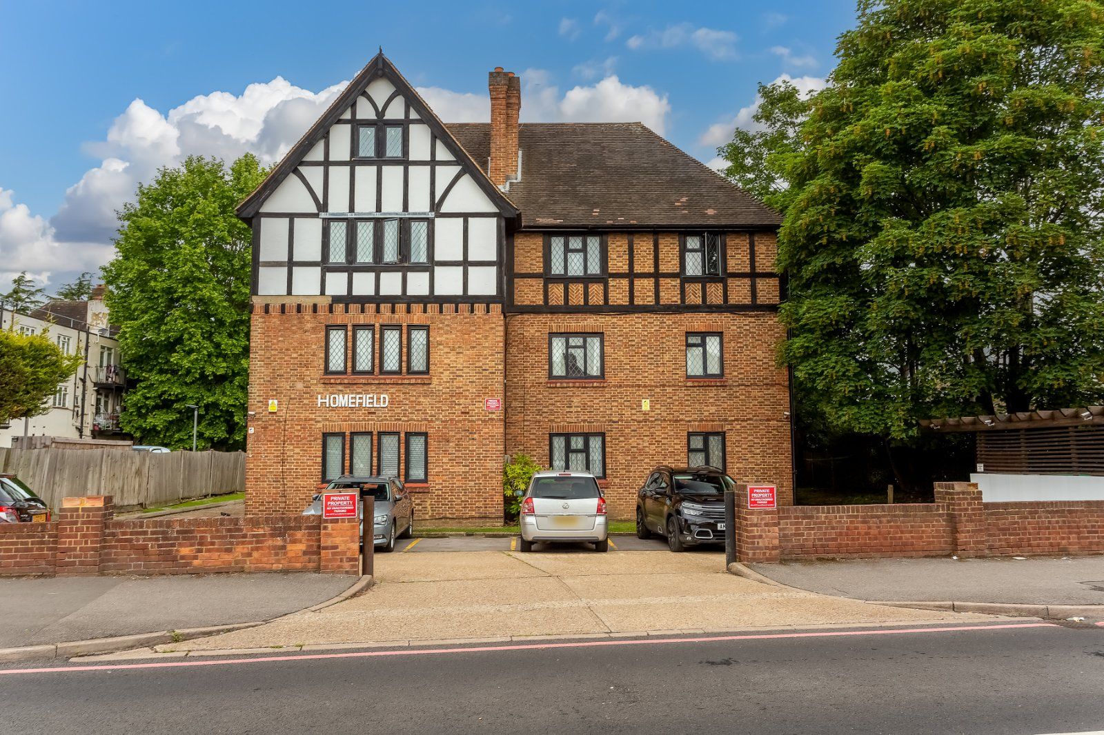 3 bed flat for sale in The Homefield, London Road, Morden SM4 Zoopla