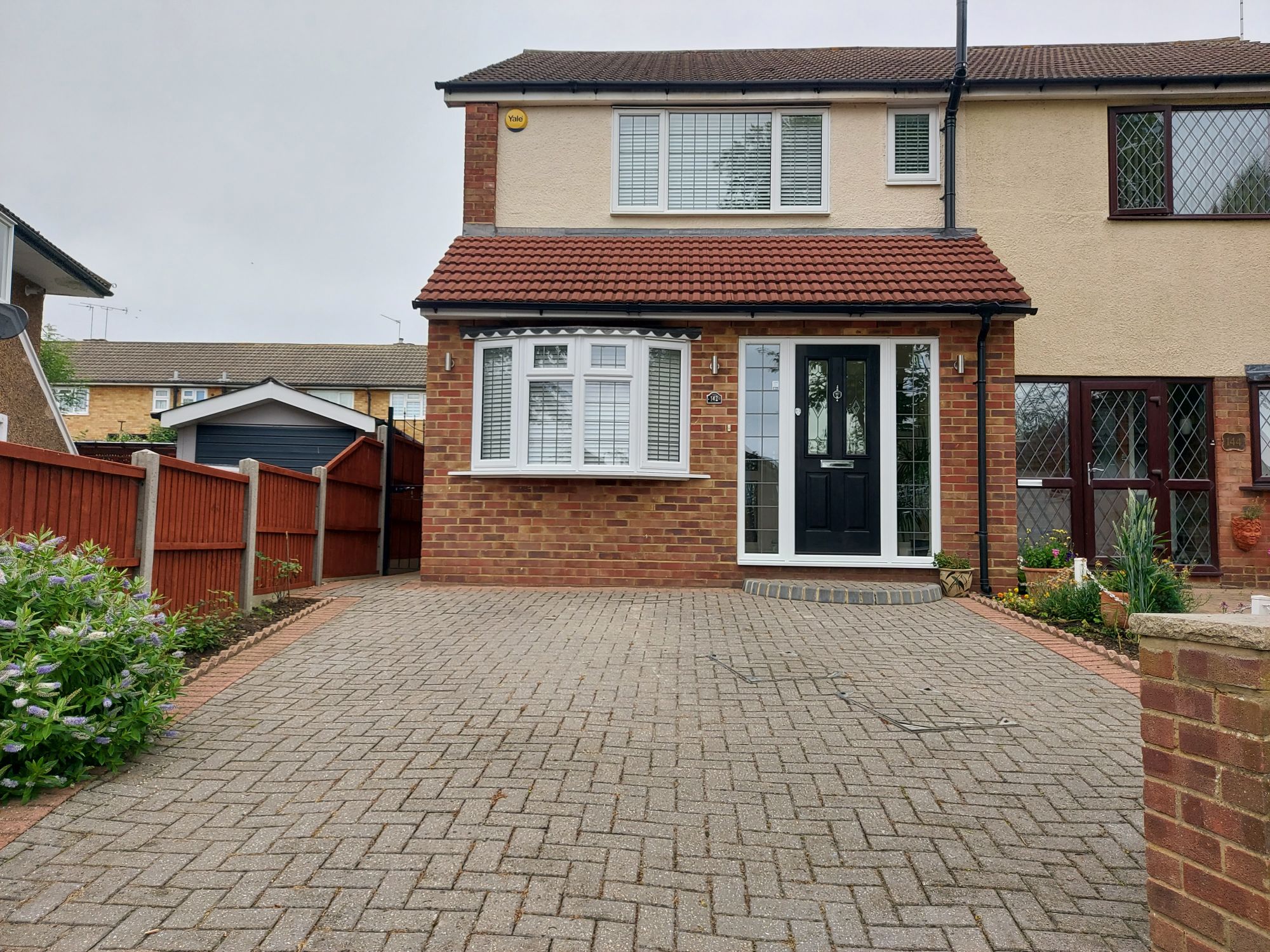 3 bed semidetached house for sale in River Way, Loughton IG10 Zoopla