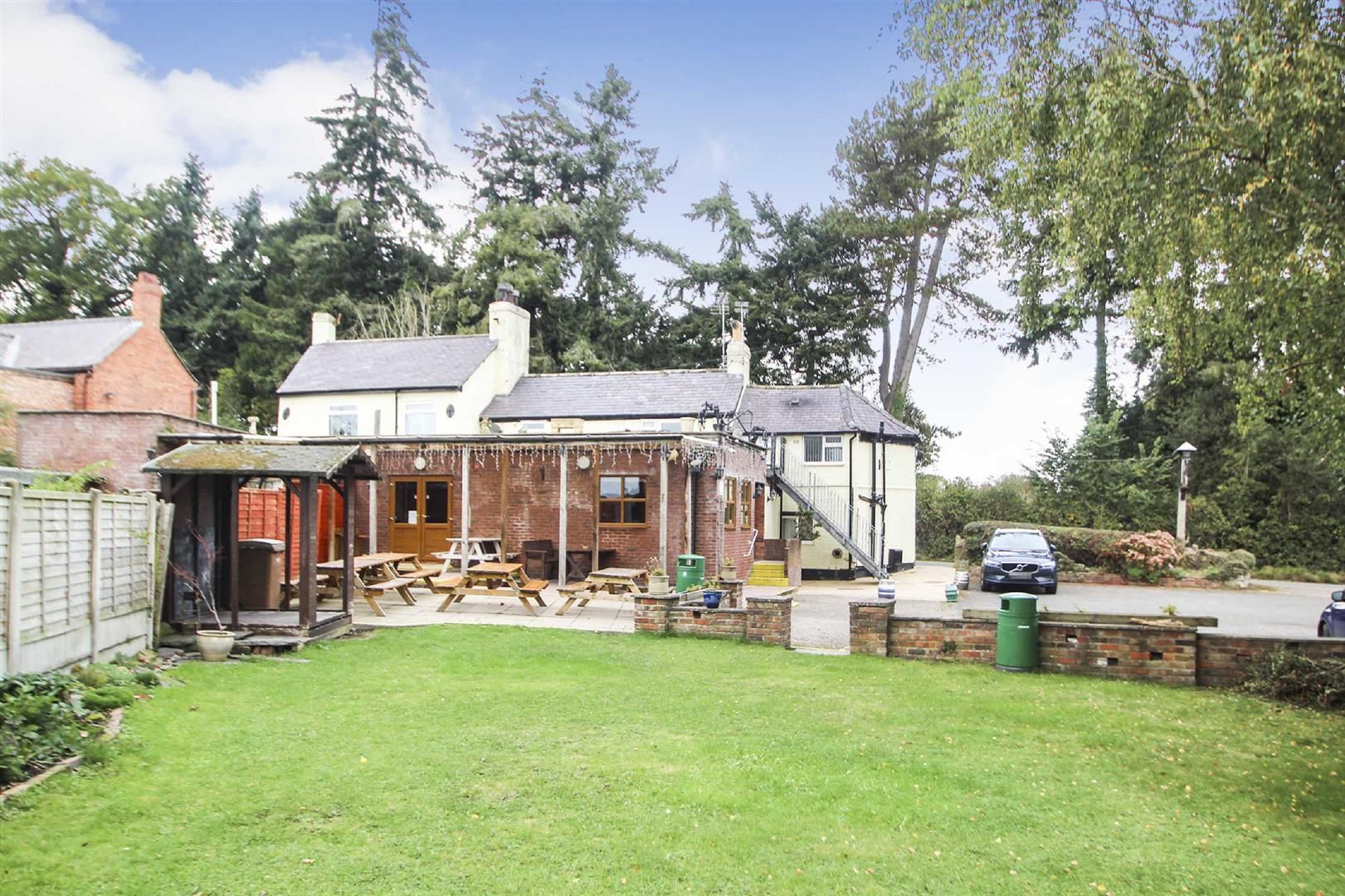 3 bed property for sale in Station Road, Weston Rhyn, Oswestry SY10