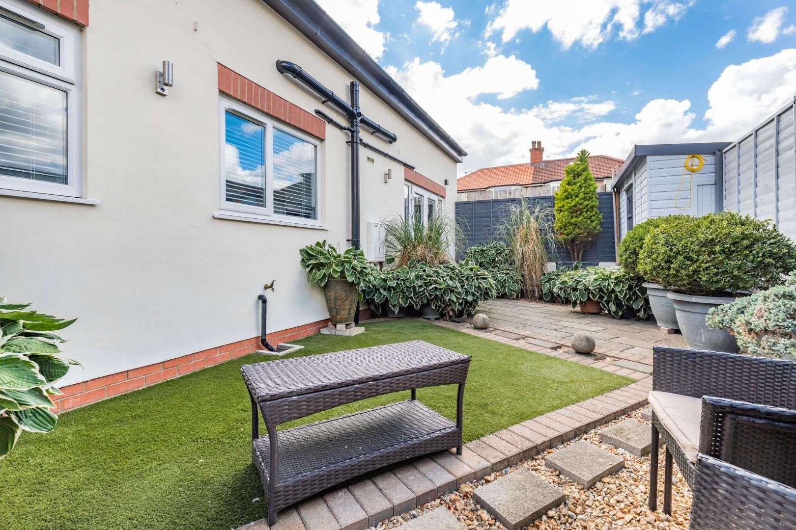 3 Bed Detached House For Sale In Pear Tree Cottage Jesmond Road 