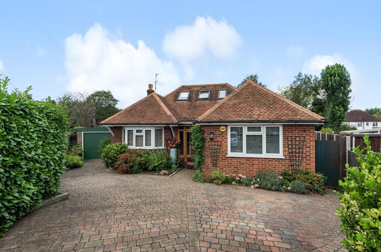 4 bed detached bungalow for sale in Cheyham Gardens, Cheam, Sutton SM2