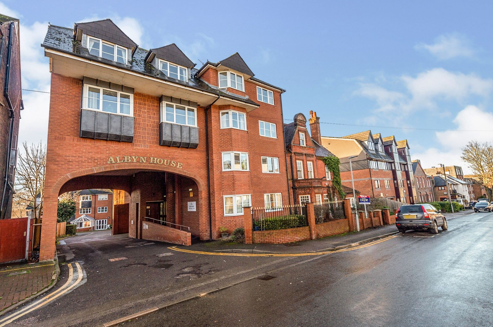 2 bed flat for sale in Alexandra Road, Hemel Hempstead HP2 Zoopla
