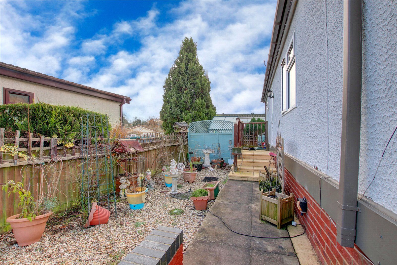 2 bed mobile/park home for sale in Waterside Orchard, Bittell Farm Road