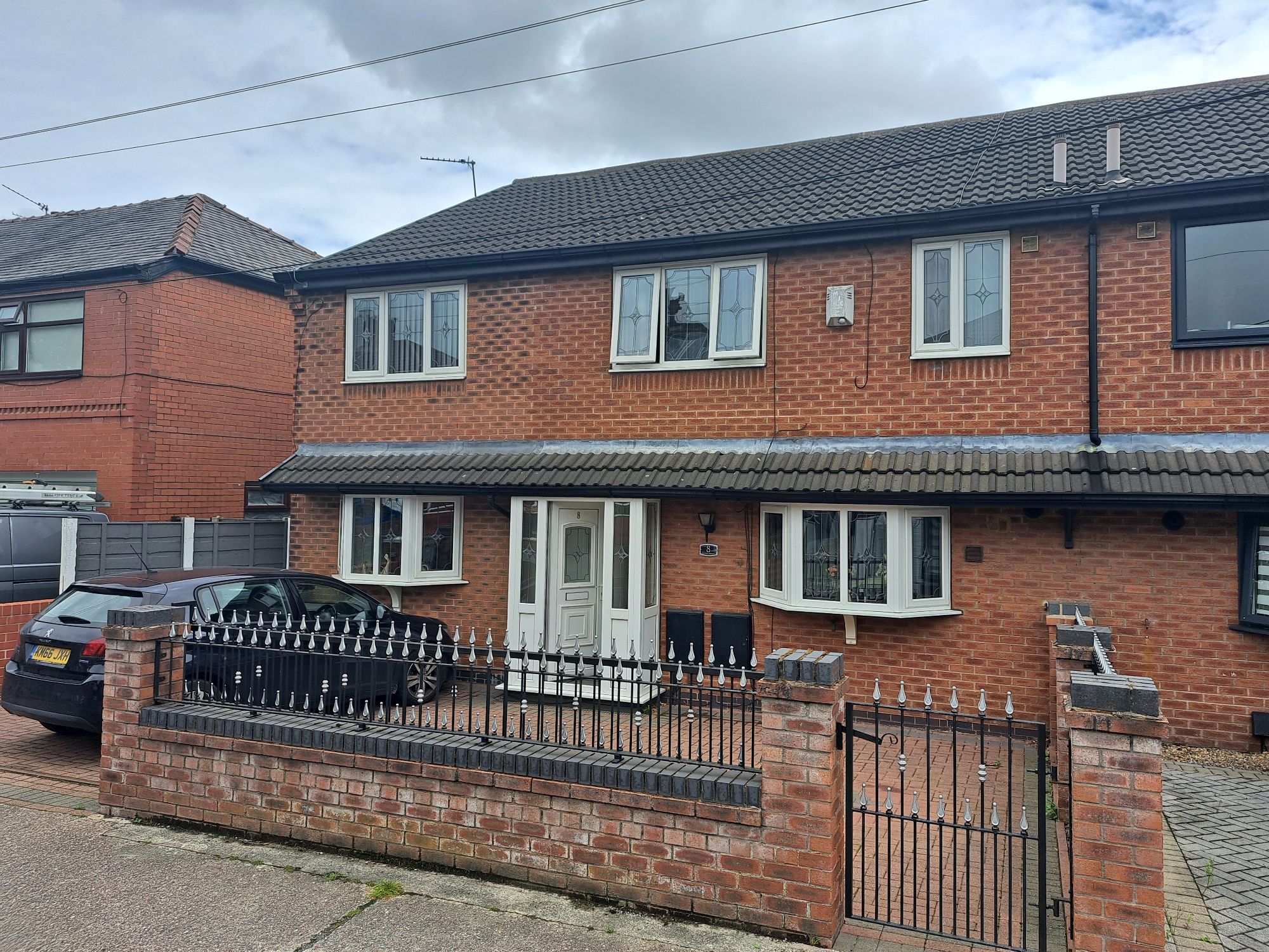 4 bed semidetached house for sale in Repton Avenue, Droylsden