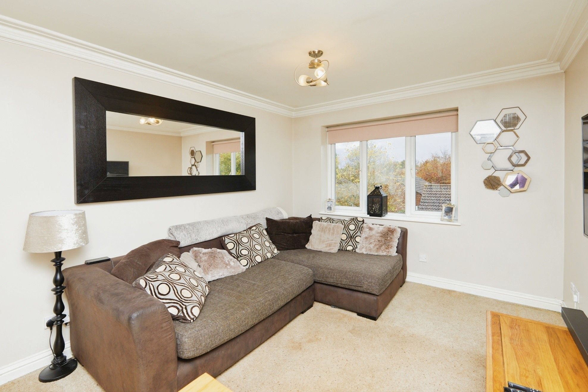 1 bed property for sale in Dukeries Lane, Oakwood, Derby DE21 Zoopla