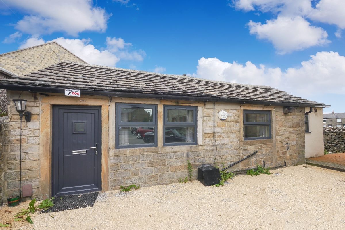 1 bed bungalow for sale in Fair Road, Bradford, West Yorkshire BD6 Zoopla