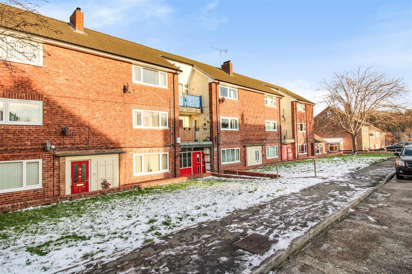 2 bed flat for sale in Orchard Flatts Crescent, Kimberworth, Rotherham