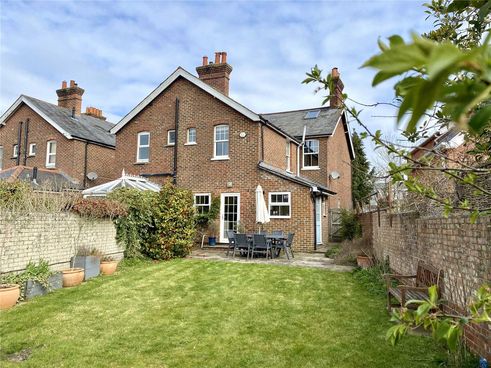 3 bed semidetached house for sale in Petersfield Road, Midhurst, West