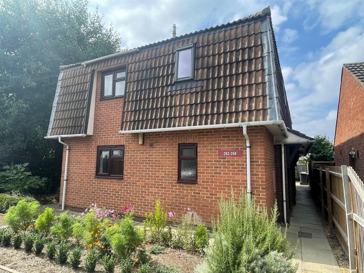 1 bed flat for sale in Coneygree Road, Stanground, Peterborough PE2