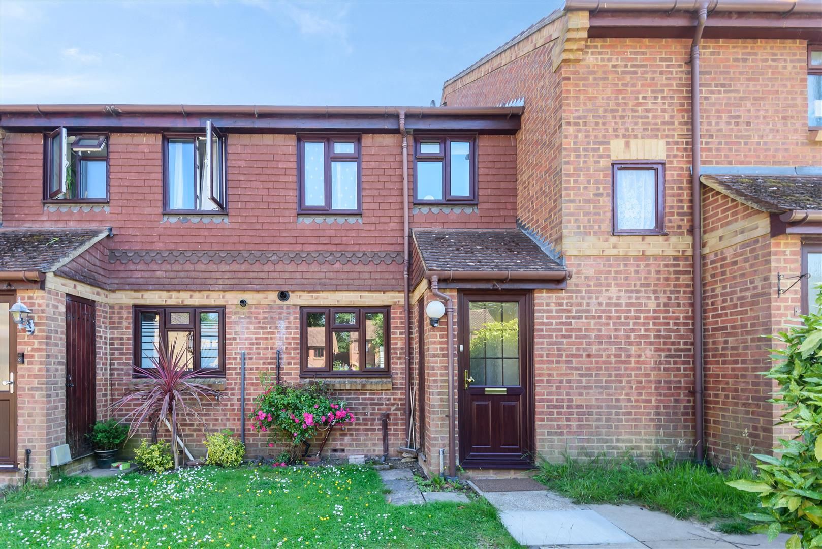 2 bed terraced house for sale in Long Copse Chase, Chineham