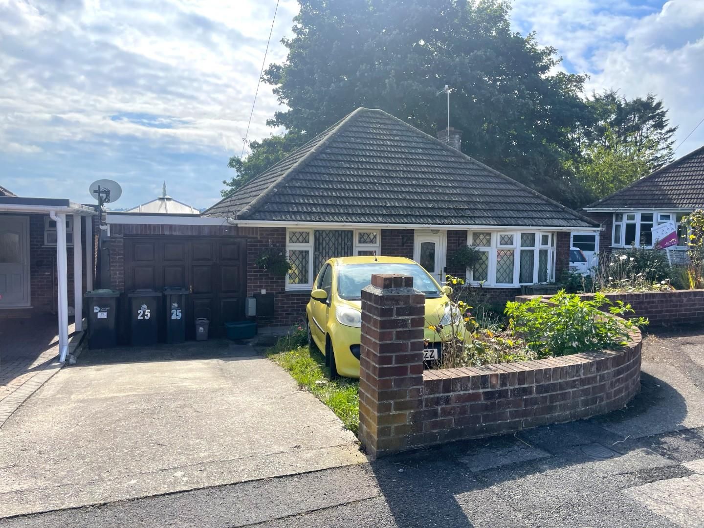 2 Bed Bungalow For Sale In Hammond Avenue Weymouth DT4 Zoopla